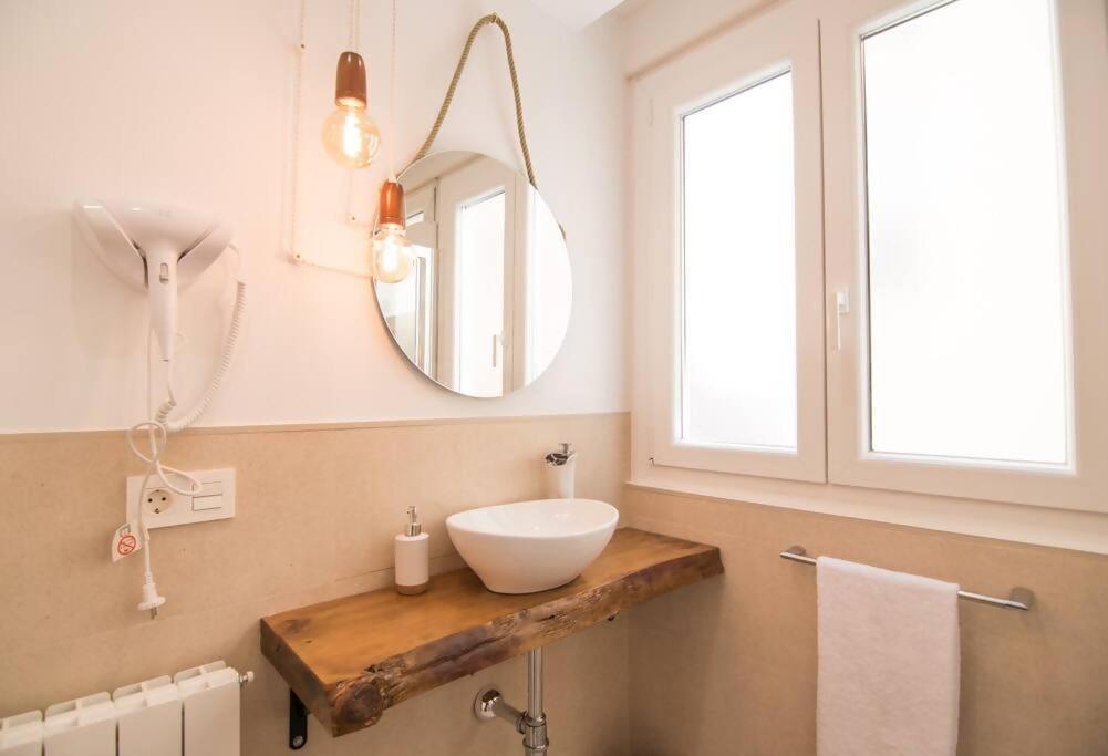 Amplio Y Moderno Apartamento En El Centro גרנדה מראה חיצוני תמונה