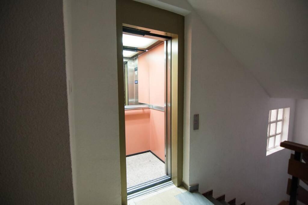 Amplio Y Moderno Apartamento En El Centro גרנדה מראה חיצוני תמונה